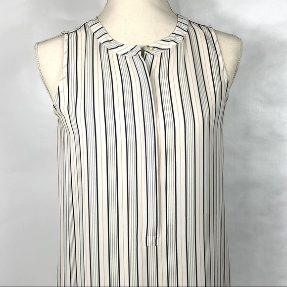 Lofts Sleeveless Open V-Neck Top in Stripes size Xsmall - Picture 3 of 9
